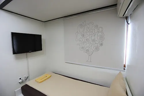 ** Guest house Chocolate Tree Sinchon Hotel Seoul South Korea