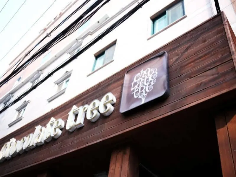 Chocolate Tree Sinchon Hotel Seoul 2*,